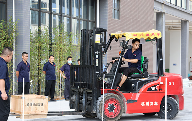 手艺交锋展风范